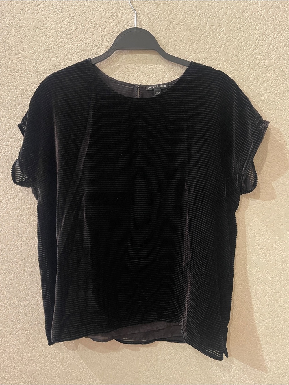 EILEEN FISHER Women’s Black Short-Sleeve Ribbed Velvet Blouse Size: Small